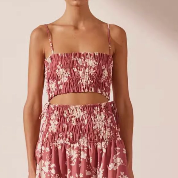 Shona Joy Tops - ✨ SALE Shona Joy Cali Shirred Bralette Sz4